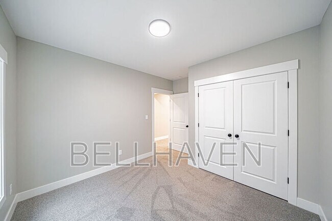 Building Photo - 1483 Fremont Ave