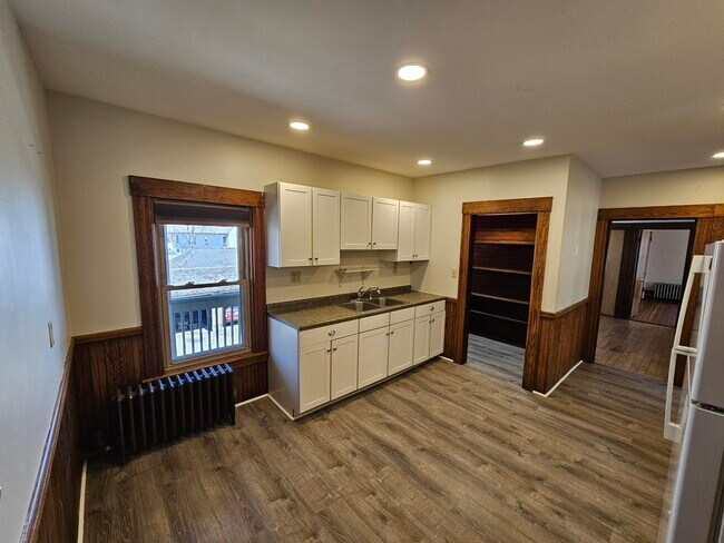 Building Photo - 12 Willow Ct