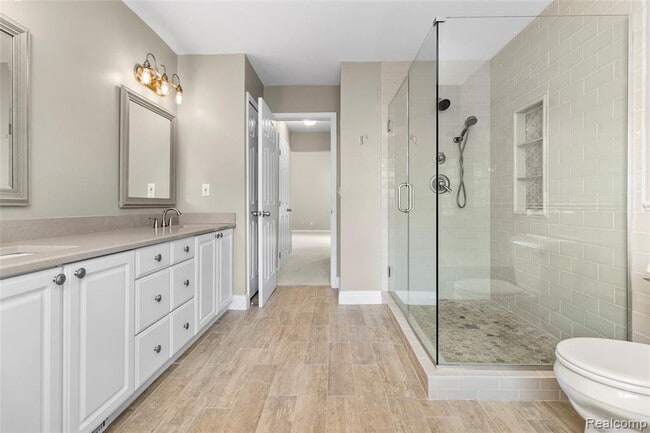 Building Photo - 5648 Whitfield Dr