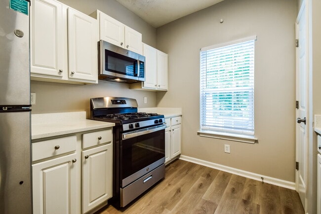 Building Photo - 1563 River Main Ct