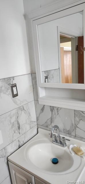 Building Photo - 166 Hillcrest Rd