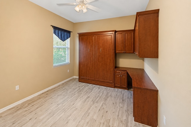 Building Photo - Annual 4-Bedroom, 3-Bath Pool Home with Outdoor Kitchen in Lakewood Ranch Greenbrook Village