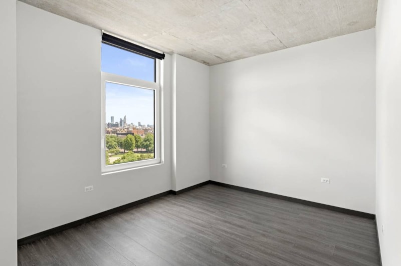 Building Photo - 170 N Ashland Ave