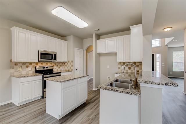 Building Photo - 2723 Excalibur Dr
