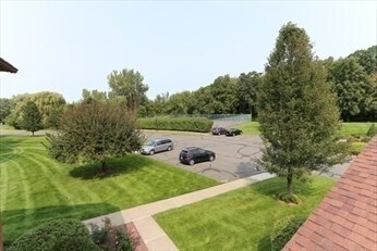 Building Photo - 2 Pine Grove Dr
