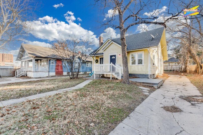 Building Photo - 350 N Holyoke Pl