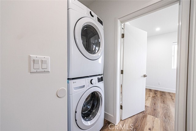 Building Photo - 4445 Auckland Ave