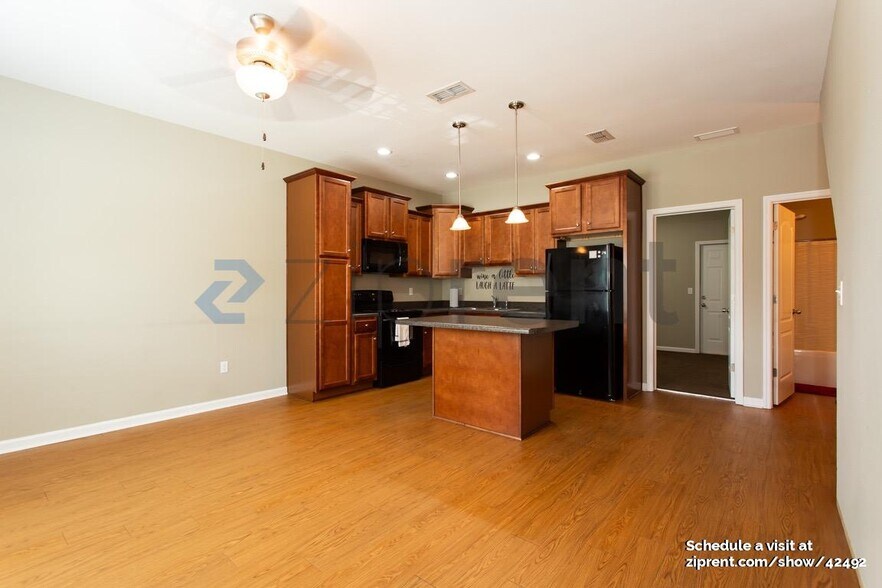 Building Photo - 3352 Fort Collins Ln