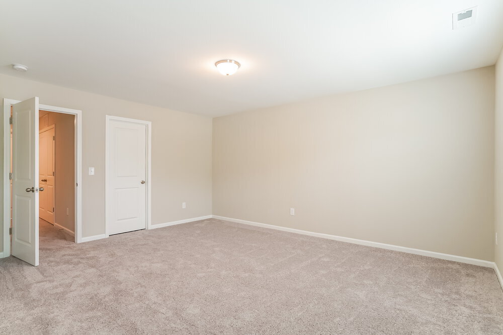 Building Photo - 557 Landing View Dr