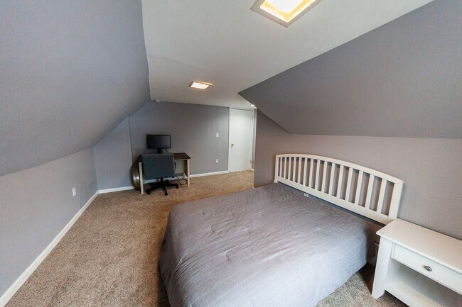 Upstairs bedroom #1 - 820 N Washington Ave