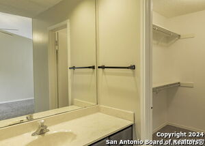 Building Photo - 13722 Pebble Point