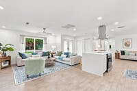 Building Photo - 27164 Edenbridge Ct