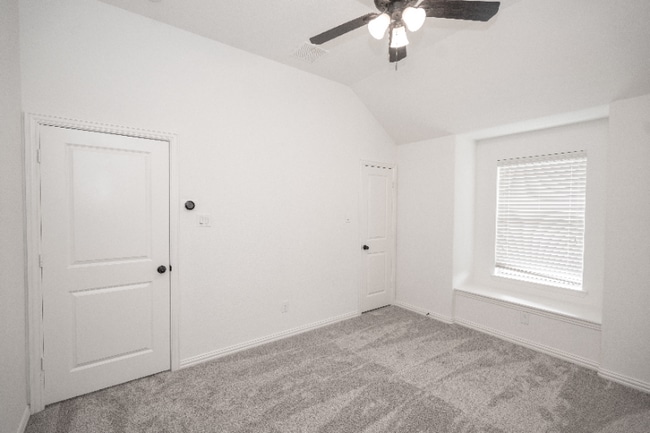 Building Photo - 13966 Clusterberry Dr