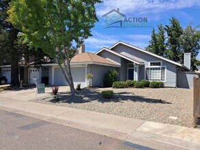 Building Photo - 3835 Hunters Glen Pl