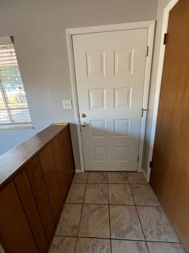 Building Photo - 3-Bed, 2-Bath Duplex across from Lake Loveland!