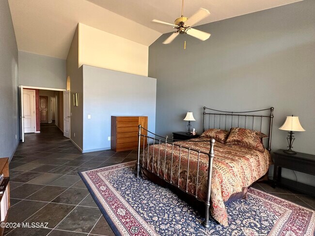 Building Photo - 65091 E Diamond Ridge Ct