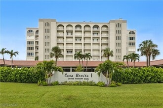 Building Photo - 26000 Hickory Blvd