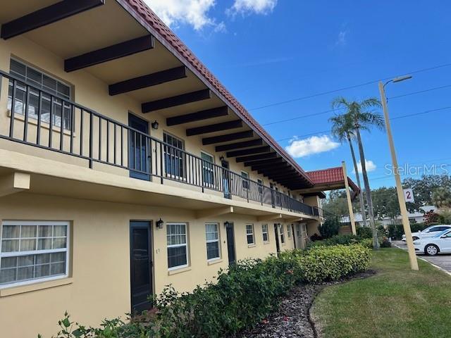 Building Photo - 1845 S Highland Ave