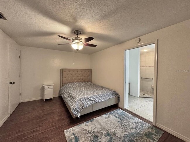 Building Photo - 7514 Spirea Dr