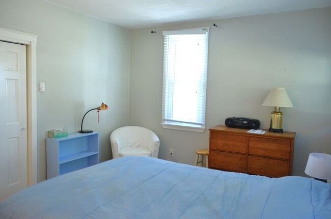 Building Photo - Winter Rental: Pirate's Cove (Pet-friendly!)