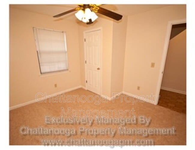 Building Photo - 27 Cedar Tree Ln