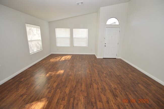 Building Photo - 8225 Mt Brodie Cir