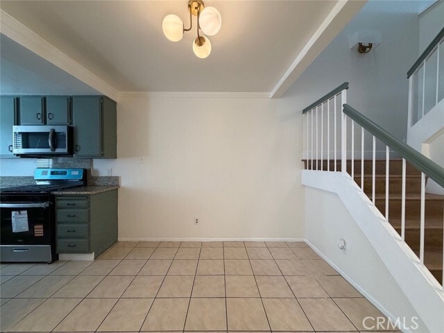 Building Photo - 1916 E 5th St