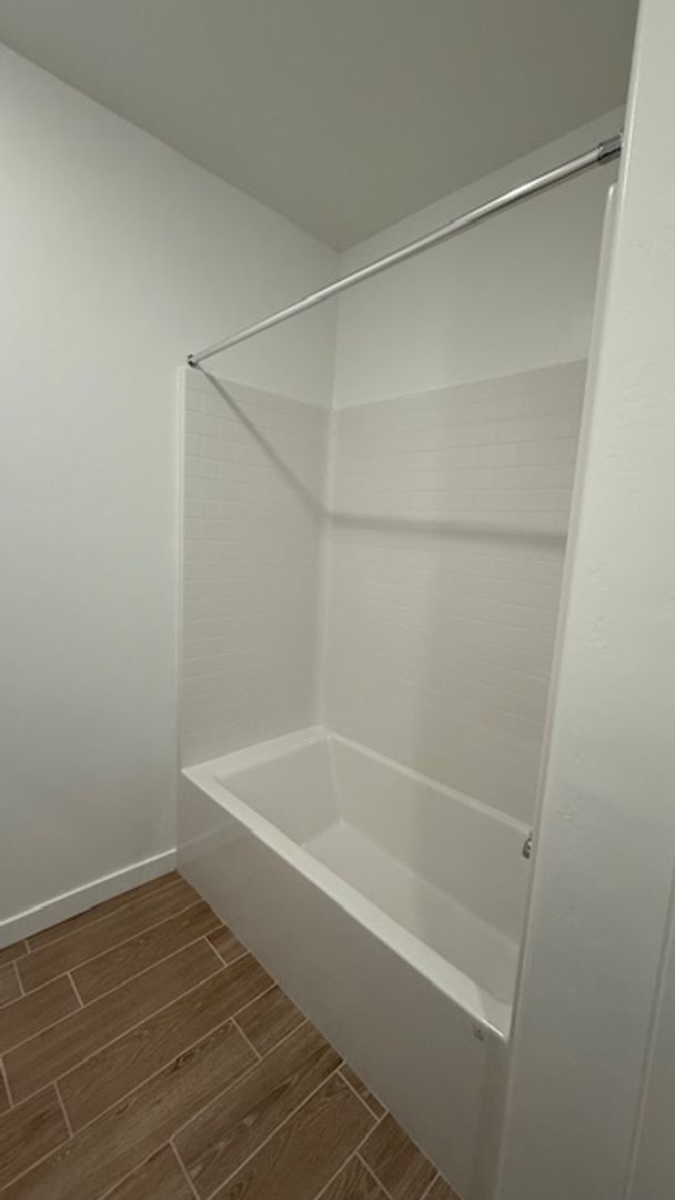 Building Photo - 12505 Camino Glorieta, Bakersfield, CA 93311