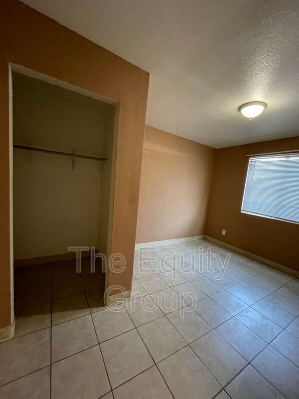 Building Photo - 32606 Rd 124