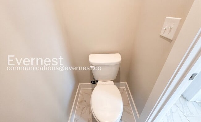 Building Photo - 3-Bed/2-Bath Home/Pet Friendly/Available Now!
