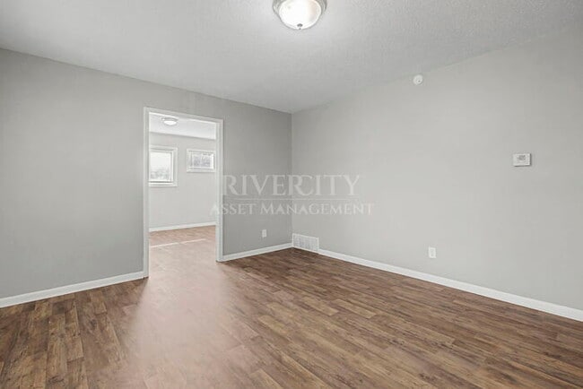 Building Photo - Cute 3 bedroom 1 bathroom home in Parkway Village Area!!! Section 8 Welcomed !!!