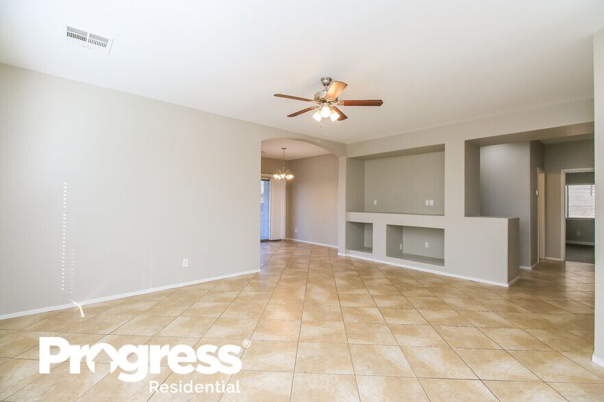 Building Photo - 18802 E Kingbird Dr