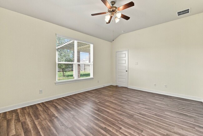 Building Photo - 24250 Prairie Glen Ln