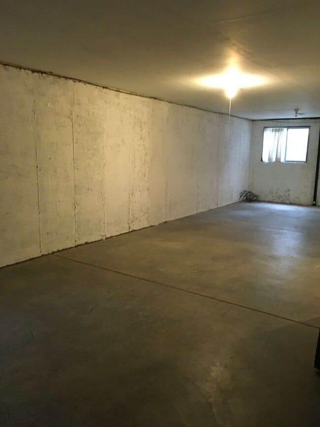 Building Photo - 3005 Anchor Way