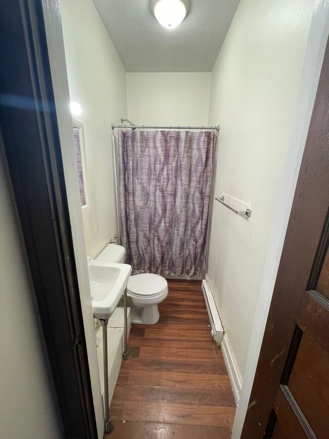 Building Photo - 622 S 8th St