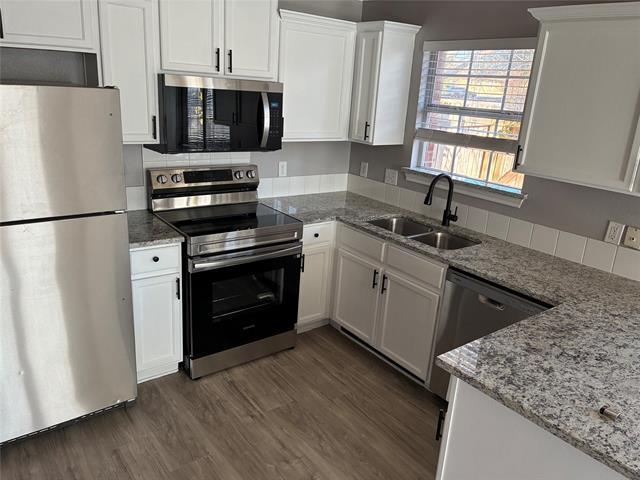 Building Photo - 611 Oriole Blvd