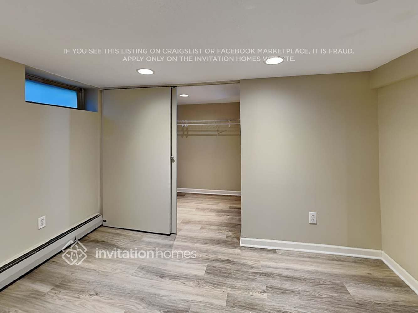 Building Photo - 302 Zinnia Ln N