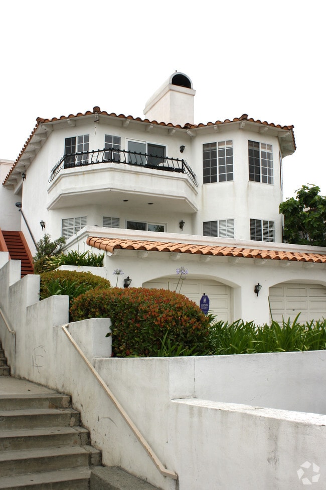 260 Avenida Victoria 260 Avenida Victoria San Clemente CA 92672