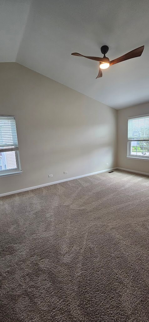 Building Photo - 450 Rosewood Crossing