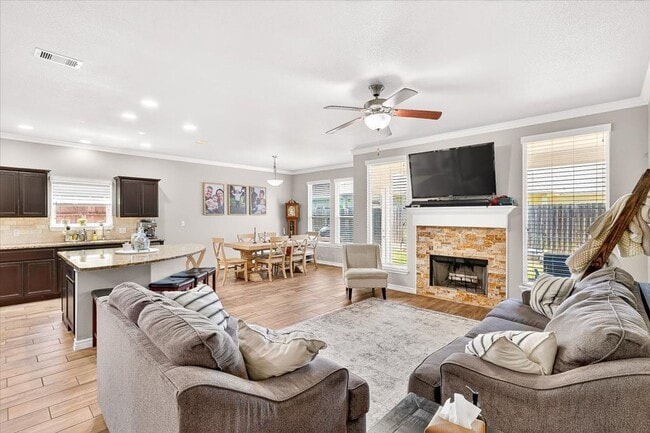 Building Photo - 7841 Fort Griffen Dr