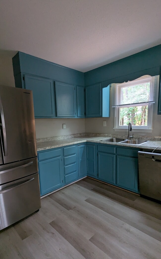 Building Photo - 55 Candytuff Ln