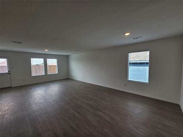 Building Photo - 1813 Equine Retreat Wy