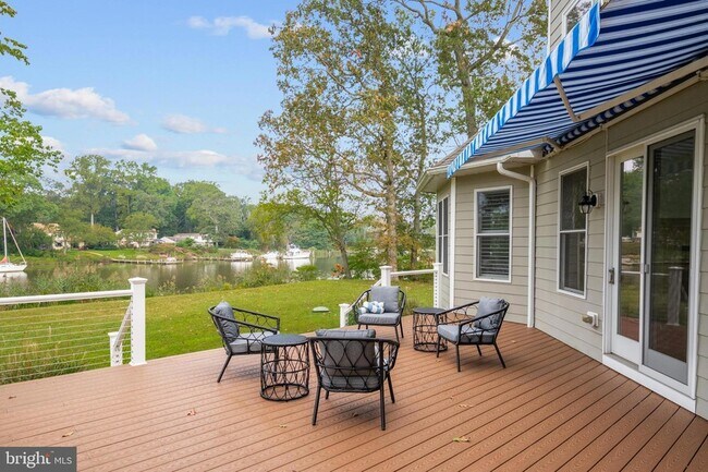 Building Photo - 1576 Bay Head Rd