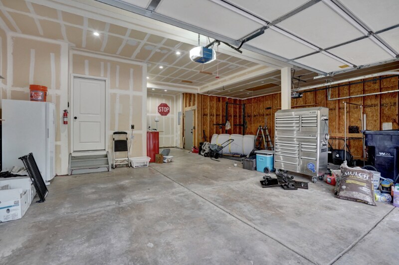 Building Photo - 10614 Rhinestone Dr