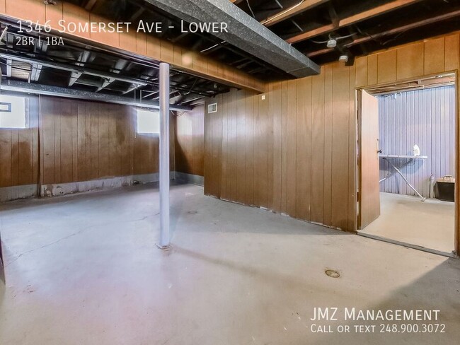 Building Photo - 1346 Somerset Ave