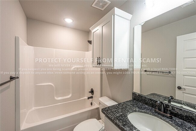 Building Photo - 45 W Pitts St