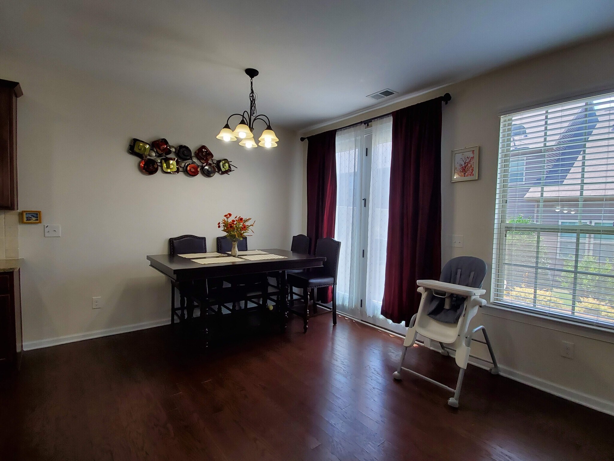 Building Photo - 808 Ayrshire Ave