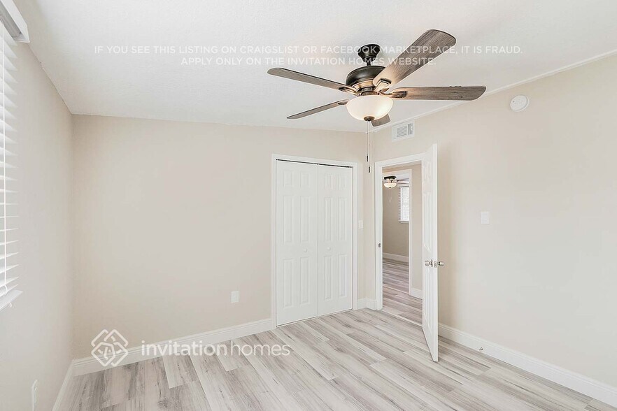Building Photo - 7111 Dellwood Dr
