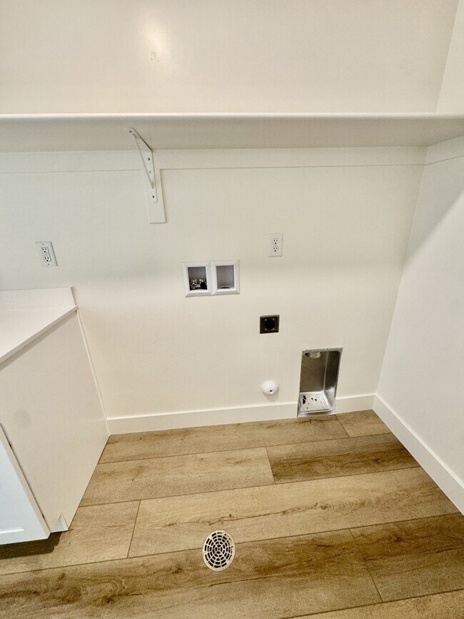 Building Photo - 2838 W 500 N