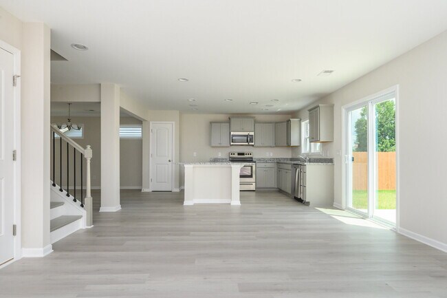 Building Photo - Elegant 4 Bedroom, 2 Bathroom Home with Modern Finishes & Open-Concept Living $2,150/mo rent